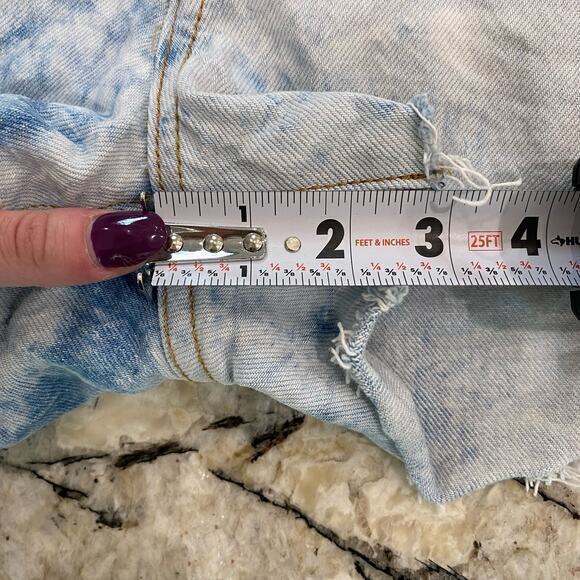 Levi’s 501 Original Fit High Rise Women’s Shorts size 27 - Picture 6 of 8